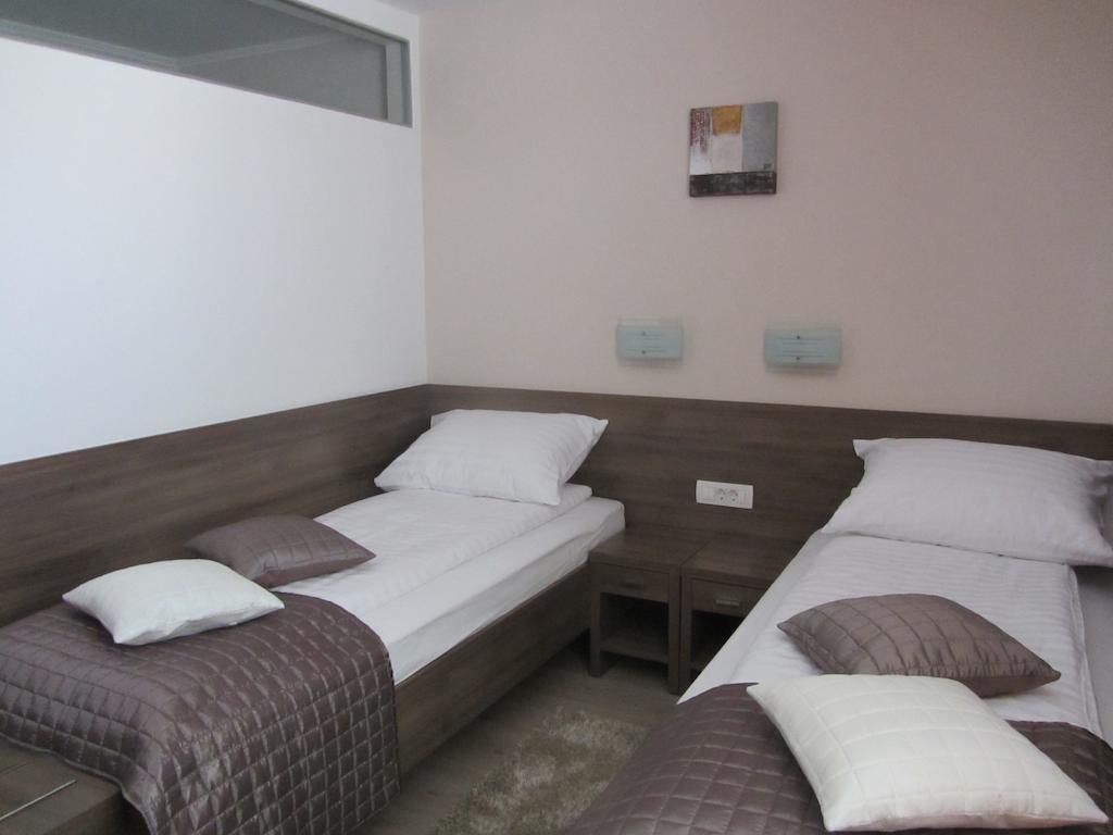 Villa Tollazzi Logatec Zimmer foto