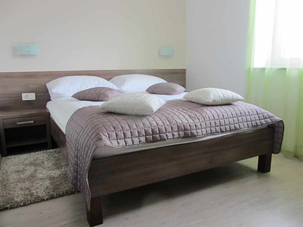 Villa Tollazzi Logatec Zimmer foto